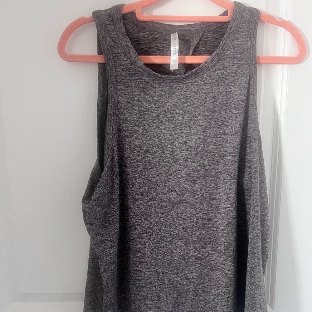 Gray Sleeveless Women's Top - Picture 3 of 8